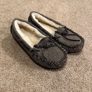 Slippers